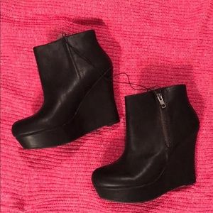 Size 9 ankle boots